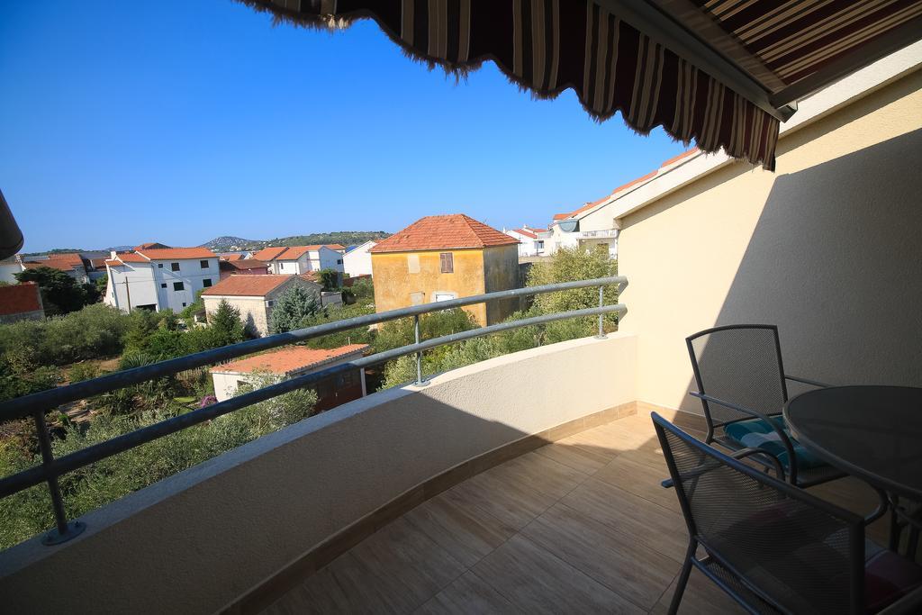 Apartment Ana Vodice Ngoại thất bức ảnh