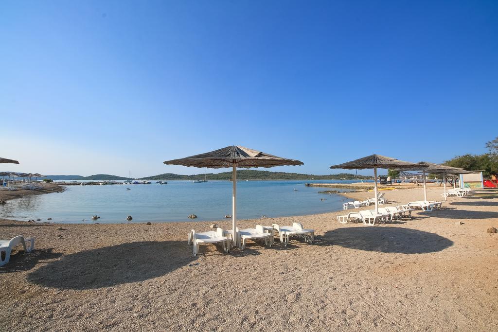 Apartment Ana Vodice Ngoại thất bức ảnh